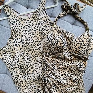 Victoria’s Secret LEOPARD Swimsuit & Cover-up Set